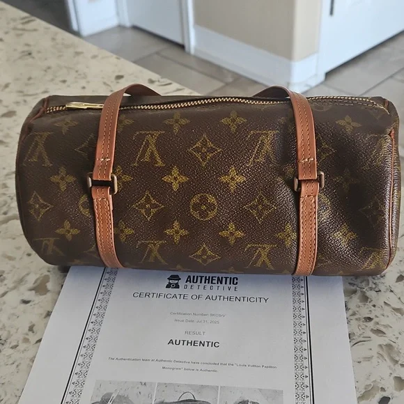 Louis Vuitton Monogram Canvas Pappilon 26 With COA - Picture 4 of 15